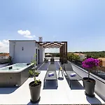 Crowonder Mila Prestige With Heated Swimming Pool, Jacuzzi And Sauna * Zaton (Zadar)