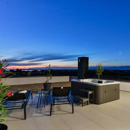 Villa Crowonder Mila Prestige With Heated Swimming Pool, Jacuzzi And Sauna Zaton (Zadar)