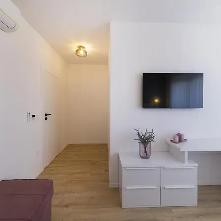 Crowonder Mila Prestige With Heated Swimming Pool, Jacuzzi And Sauna * Zaton (Zadar)