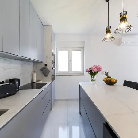 Crowonder Mila Prestige With Heated Swimming Pool, Jacuzzi And Sauna Villa Zaton (Zadar)