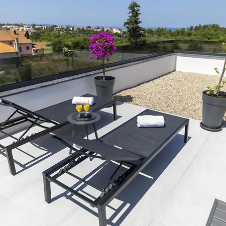 Crowonder Mila Prestige With Heated Swimming Pool, Jacuzzi And Sauna * Zaton (Zadar)