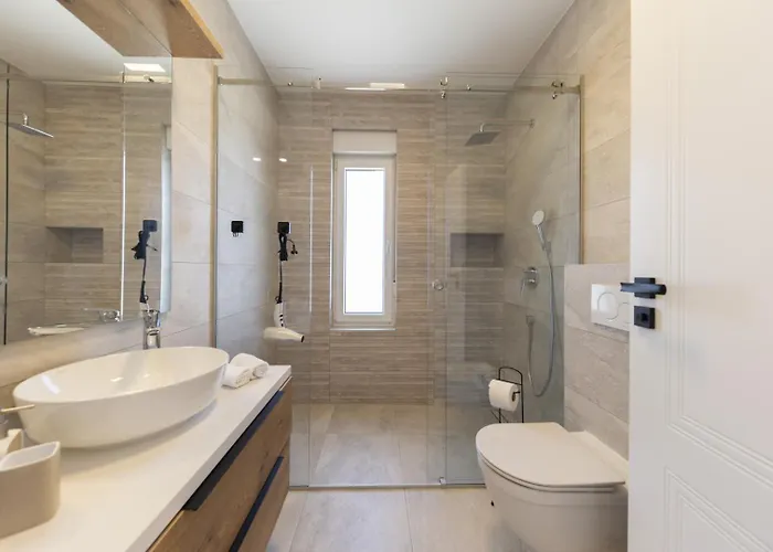 Crowonder Mila Prestige With Heated Swimming Pool, Jacuzzi And Sauna * Zaton (Zadar)
