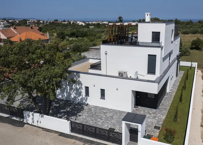 Crowonder Mila Prestige With Heated Swimming Pool, Jacuzzi And Sauna * Zaton (Zadar)