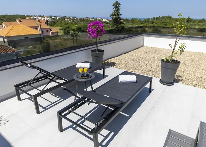 Crowonder Mila Prestige With Heated Swimming Pool, Jacuzzi And Sauna * Zaton (Zadar)