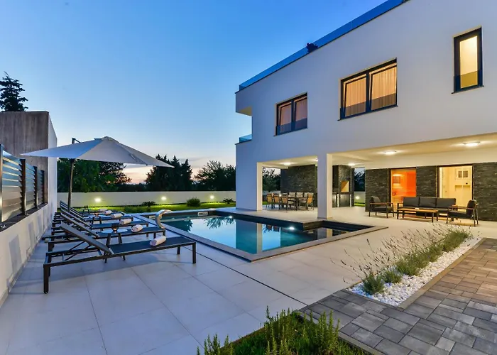 Crowonder Mila Prestige With Heated Swimming Pool, Jacuzzi And Sauna Villa Zaton (Zadar)