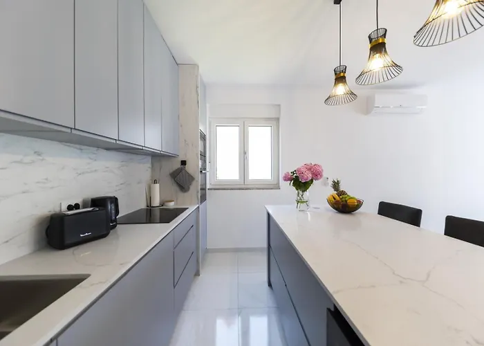 Crowonder Mila Prestige With Heated Swimming Pool, Jacuzzi And Sauna Villa Zaton (Zadar)